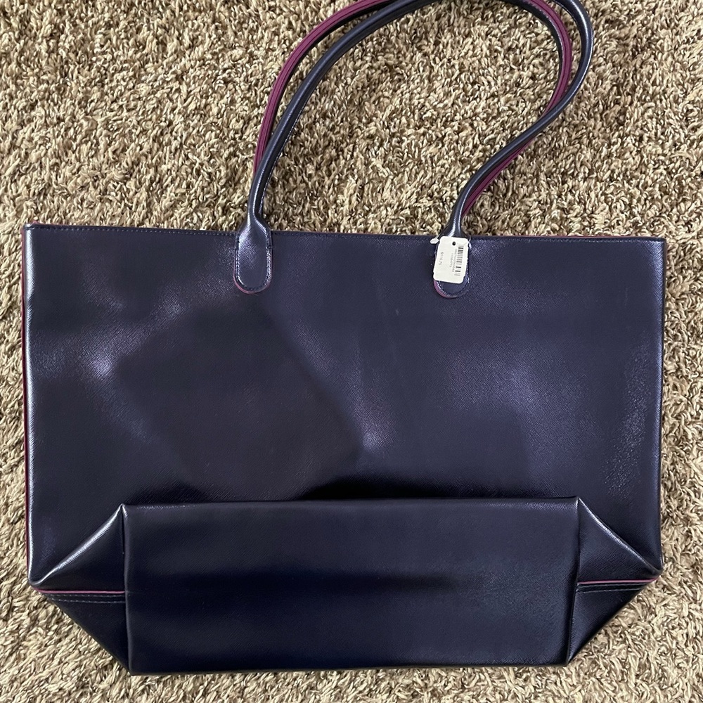 Bath and body works Tote bag with glittered pouch